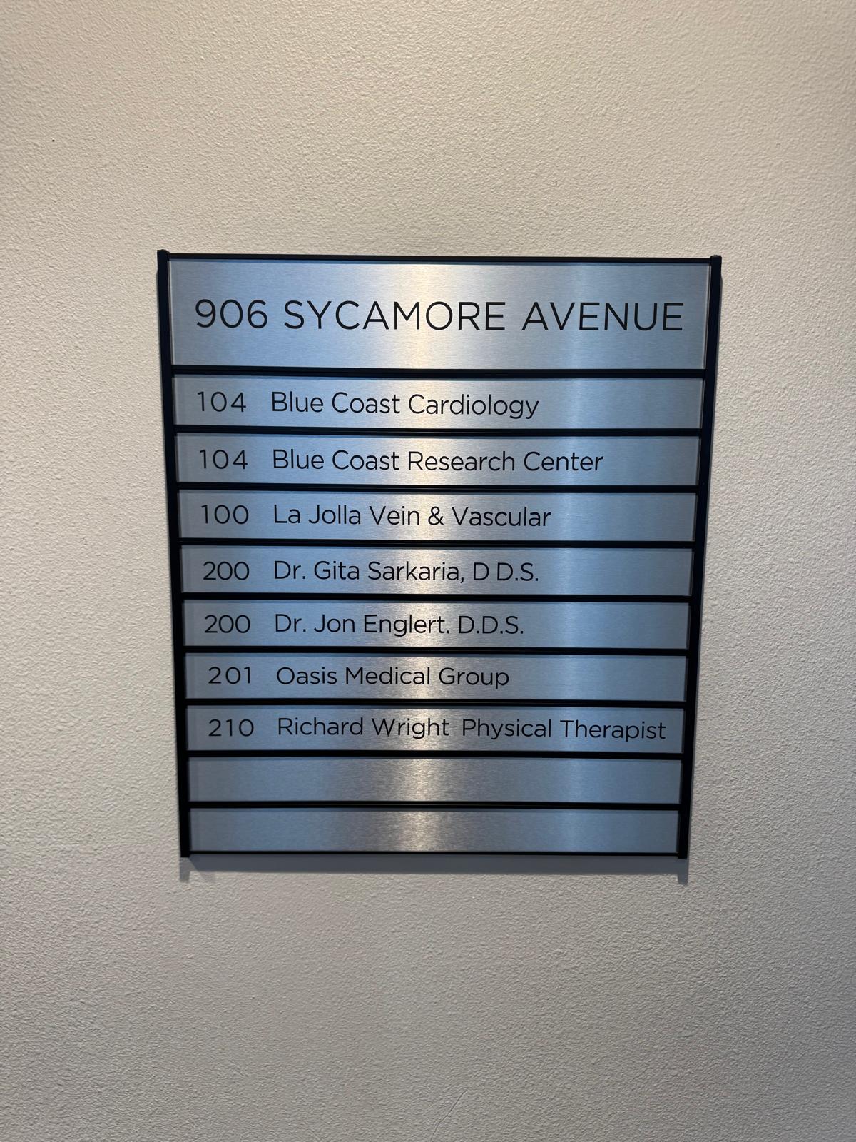 Oasis Medical Group clinic in Vista, CA — facility photo 7 of 34