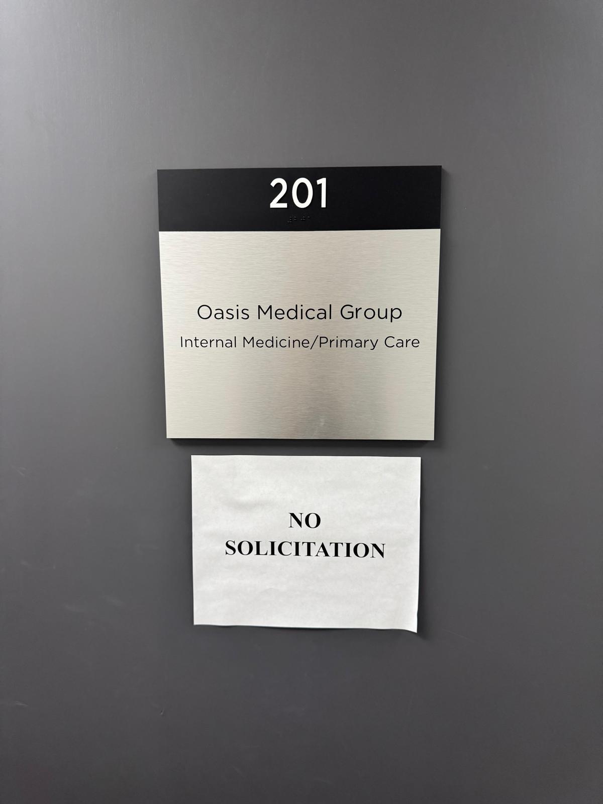 Oasis Medical Group clinic in Vista, CA — facility photo 12 of 34